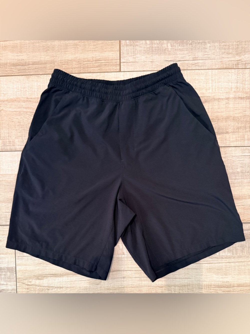 Lululemon Men's Black 10" Linerless Workout Shorts - Medium